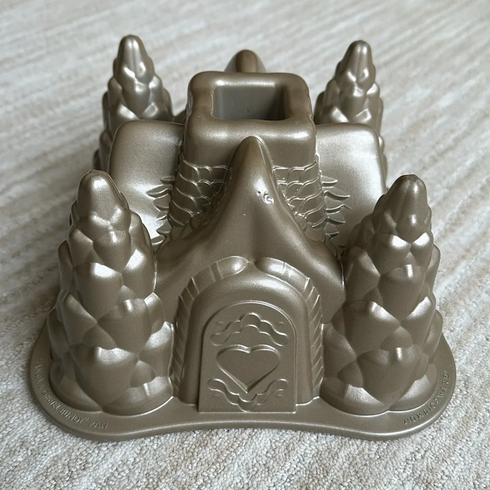 Williams Sonoma Nordic Ware HANSEL & GRETEL Bundt Pan Cake Mold 10 Cup